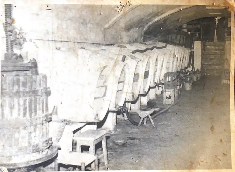 Fotografía histórica de la actividad de Exclusivas Pons en Menorca